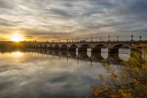 Couché de soleil par le photo club de Bordeaux sur le pont